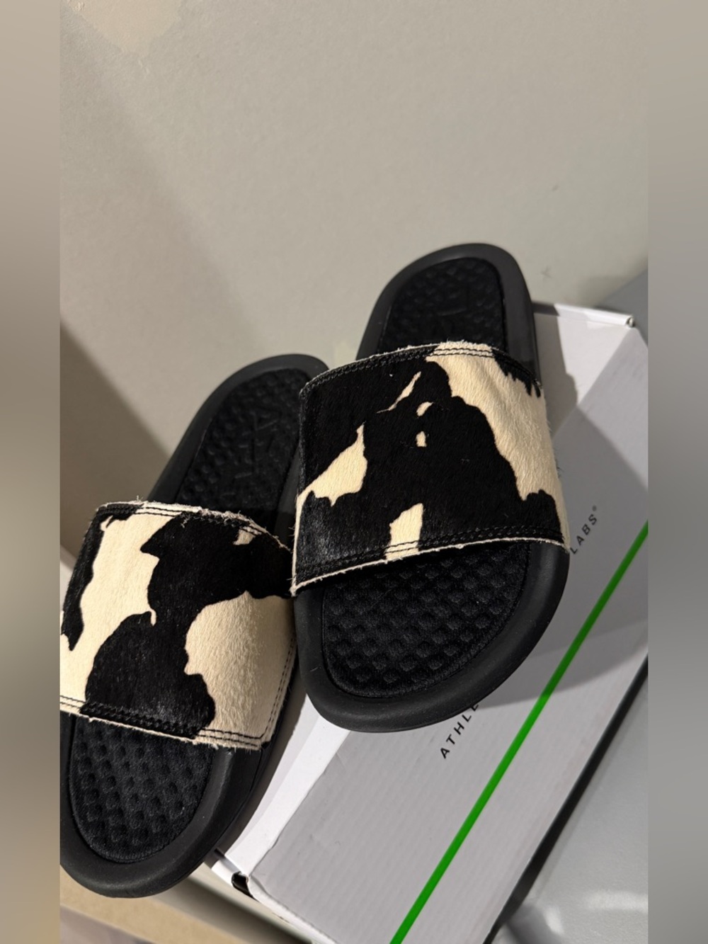 APL slide cow print blk and white size 7